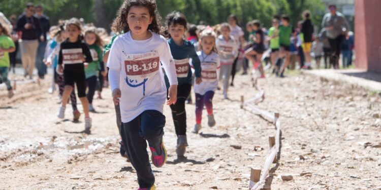 Alcalá de Henares recupera el tradicional Cross Escolar del IES Antonio Machado tras 20 años