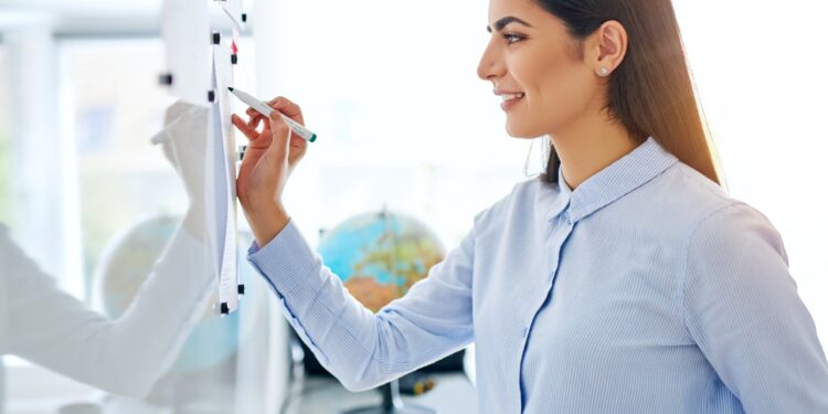 La Comunidad de Madrid estrenará el MIR educativo el próximo curso escolar aumentando la formación de los docentes