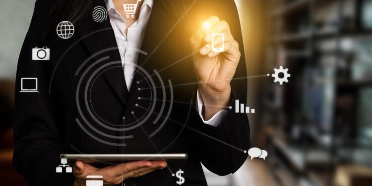 El Ayuntamiento ofrece asesoramiento personalizado gratuito sobre transformación digital a empresas turísticas de la ciudad