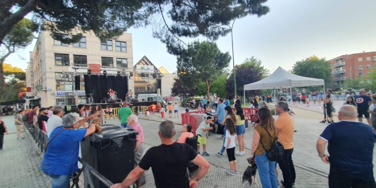 Numerosas propuestas marcan el inicio de las fiestas del Distrito III