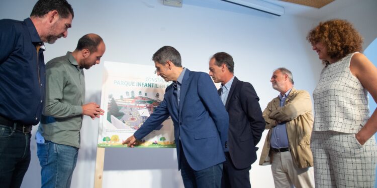 La Plaza del Viento contará con una nueva zona de juegos infantiles