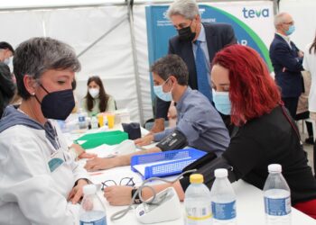 Gran éxito de la “Carpa de Salud para la Población” en la Plaza de Cervantes