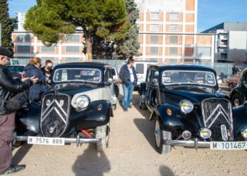 Alcalá de Henares acoge este fin de semana una gran exposición de coches de época