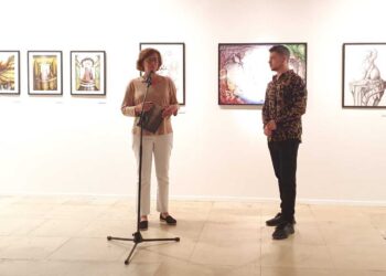 La nueva obra del ilustrador surrealista Iván Correa llega a la Casa de la Entrevista con “Visiones Hipnagógicas”