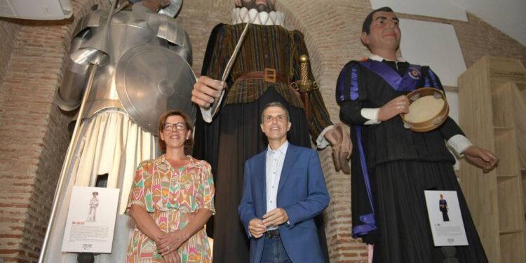 Ya se pueden visitar los Gigantes y Cabezudos que recorrerán las calles de Alcalá durante las Ferias