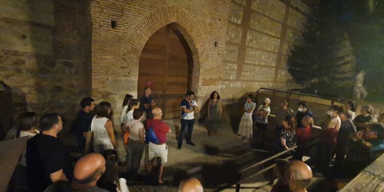 Éxito de acogida para las visitas guiadas “A la luz de la luna” 