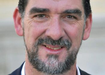 El PSOE de Alcalá exige al Gobierno de Ayuso menos visitas a hurtadillas y más inversión en la ciudad