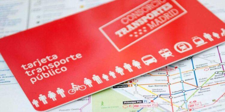 El Consorcio de Transportes aprueba la rebaja del 50% el precio del abono mensual de transporte desde el 1 de septiembre