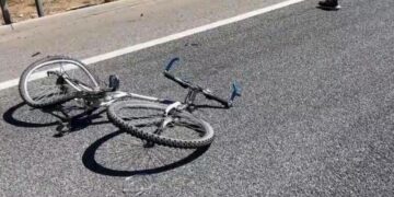 Muere un ciclista de 58 años atropellado por un coche en San Fernando de Henares