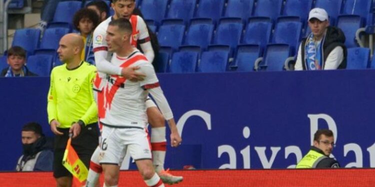 El Rayo sigue intratable en este inicio de temporada con victoria a domicilio ante el Español