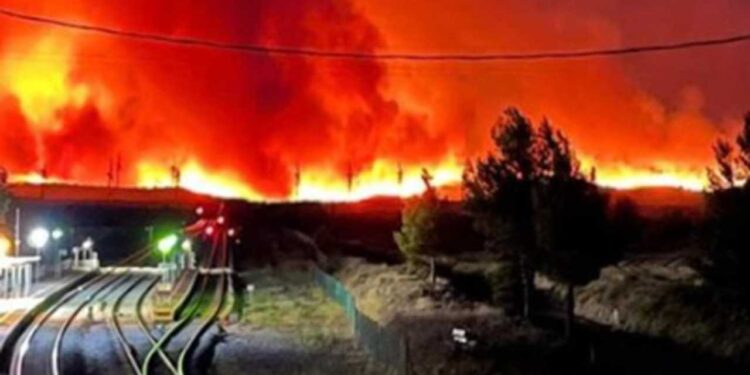 Renfe abre una investigación para esclarecer los hechos ocurridos en el tren que que se vió sorprendido por el fuego de Bejís