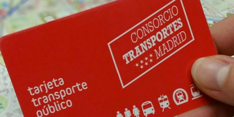 La Comunidad supera los 1,2 millones de abonos mensuales de transporte público en la primera semana de reducción de tarifas