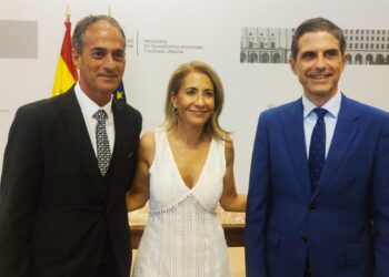 El alcalde firma el protocolo de actuación entre Ministerio y Ayuntamiento para la puesta en marcha del Plan Local de Agenda Urbana 2030 de Alcalá