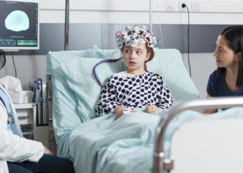 La Comunidad de Madrid abre el plazo para solicitar ayudas de más de 4.000 euros a familias con hijos en cuidados paliativos pediátricos