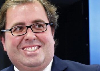 El diputado Casero vuelve a equivocarse y vota a favor de investigar al PP