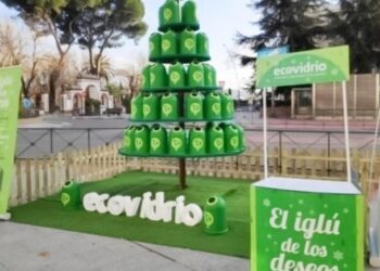 La Plaza de Cervantes tendrá un “Árbol de Miniglús” de Ecovidrio para promover el reciclaje