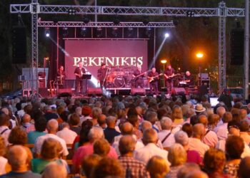 El concierto de Los Pekenikes puso el broche final a la Semana del Mayor de Alcalá