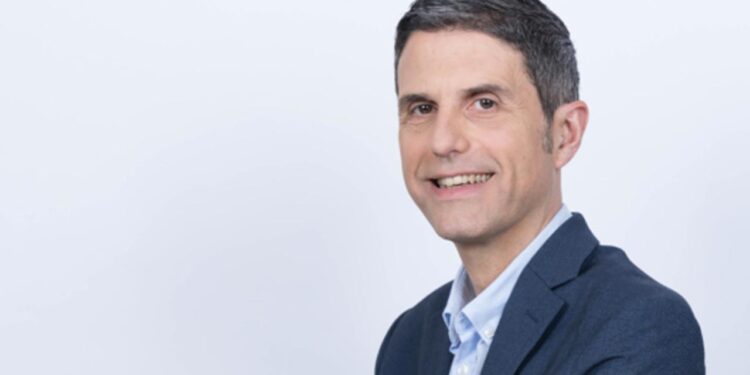 Javier Rodríguez Palacios se postula como candidato para las elecciones de mayo