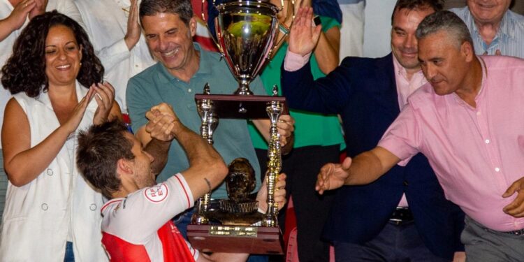 La RSD Alcalá se alza con el LV Trofeo Cervantes 11 años después