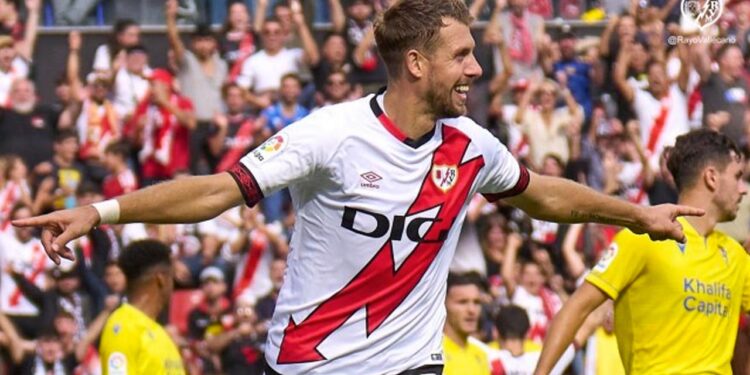 El Cádiz cae fulminado por el Rayo 5-1