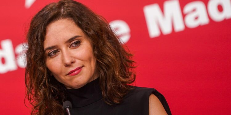 El PSOE lamenta que Isabel Díaz Ayuso decidiera a última hora no celebrar el Consejo de Gobierno en Alcalá y que tres años después siga sin reunirse con el alcalde