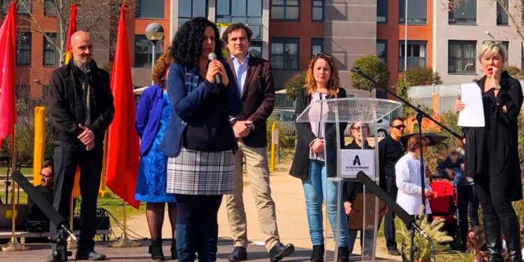 Polémica por la celebración de un acto municipal en el IES Francisca de Pedraza