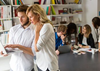 Alcalá Desarrollo y la Escuela de Organización Industrial (EOI) impulsan el emprendimiento juvenil a través de la firma de un convenio