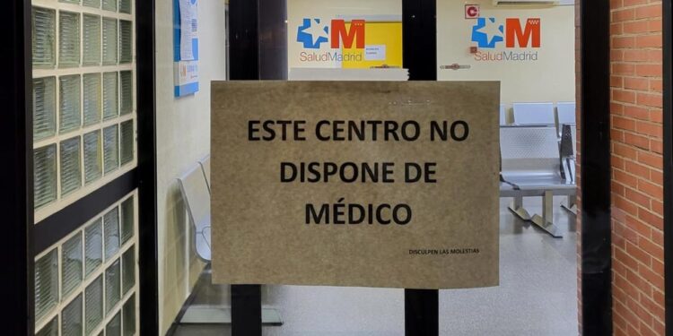 Una ocurrencia más: reabrir las urgencias sin médicos