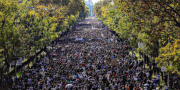Los madrileños salen a la calle para manifestarse a favor de la sanidad pública
