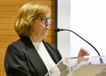 La concejala de Desarrollo Económico, Teresa Obiol, presenta el vídeo promocional «Yo elijo Alcalá» para impulsar el comercio local