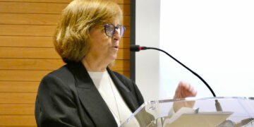 La concejala de Desarrollo Económico, Teresa Obiol, presenta el vídeo promocional «Yo elijo Alcalá» para impulsar el comercio local