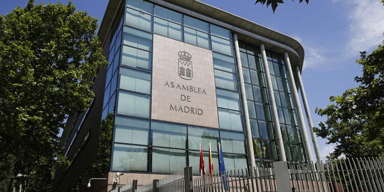 Vox tumba los Presupuestos de la Comunidad de Madrid