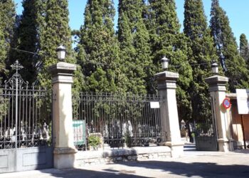 La Asociación de Estudios Complutenses publica el libro “Historia y Arte en el Cementerio Municipal de San Roque de Alcalá de Henares”