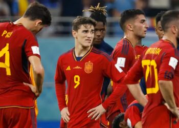 España pierde contra pronóstico ante Japón (2-1) pero se mete en octavos como segunda de grupo