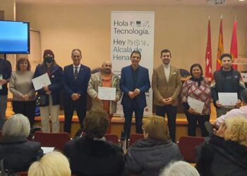 El Ayuntamiento de Alcalá entrega los diplomas de los talleres formativos de la segunda edición de la Mobile Week Alcalá