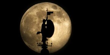 La Agencia Espacial Española irá a Sevilla y la Agencia de Inteligencia Artificial se ubicará en A Coruña