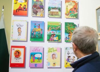 La Fábrica del Humor acoge la exposición “GOGI visita España” de Nigar Nazar