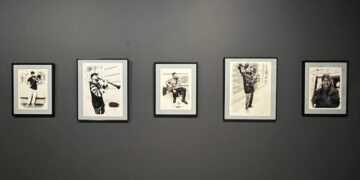 El fotógrafo alcalaíno Arturo Bodelón muestra su trabajo más personal en “Ciudadanos en la calle”