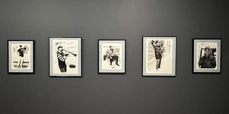 El fotógrafo alcalaíno Arturo Bodelón muestra su trabajo más personal en “Ciudadanos en la calle”