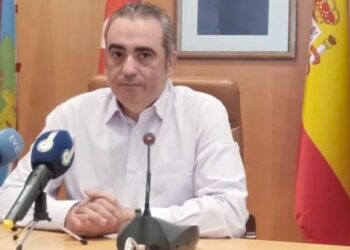 El Ayuntamiento de San Fernando se reúne con el Ministerio de Hacienda para encontrar soluciones fiscales a los vecinos afectados por la Línea 7B de Metro