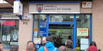 El segundo premio del Niño, el 72.289, muy repartido, vendido también en Alcalá