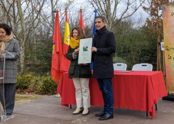 El IES Francisca de Pedraza “adopta” el Pasillo Verde del Camarmilla