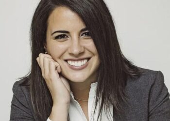 Alcalá despidió a Sandra Bermejo