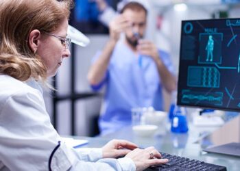 La Escuela Municipal de Adultos ofrecerá más de 200 cursos dentro del programa “Aula Mentor”