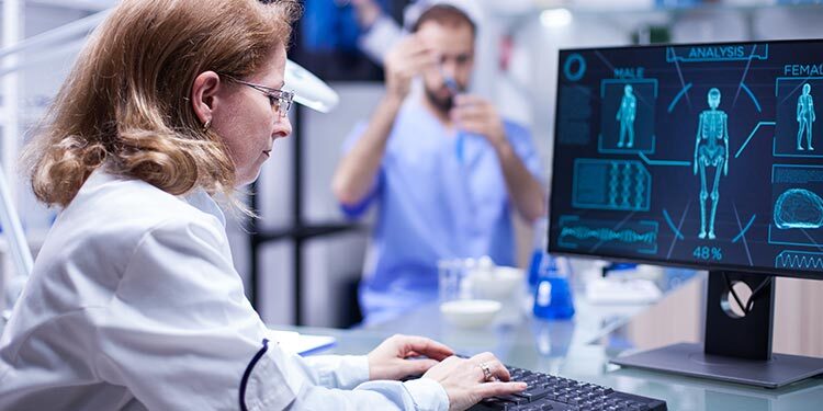 La Escuela Municipal de Adultos ofrecerá más de 200 cursos dentro del programa “Aula Mentor”