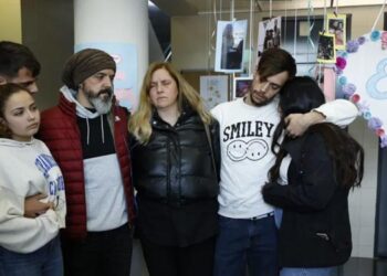 Una niña de 12 años muere de peritonitis tras acudir 3 veces a urgencias