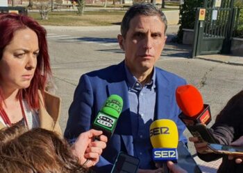 El PSOE de Alcalá convocará un pleno extraordinario para abordar la preocupante situación de la Residencia Francisco de Vitoria