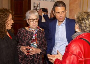 Alcalá celebra el 8 de marzo con una declaración institucional y una visita guiada por la ciudad