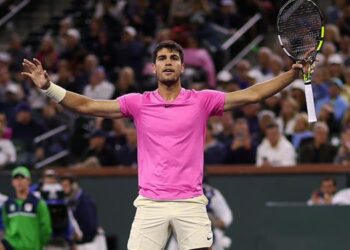 Alcaraz pasa a semifinales de Indian Wells tras ganar al canadiense Auger-Aliassime