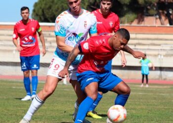 Remontada de la RSD Alcalá ante el Aranjuez que acerca los rodillos a la zona alta de la tabla